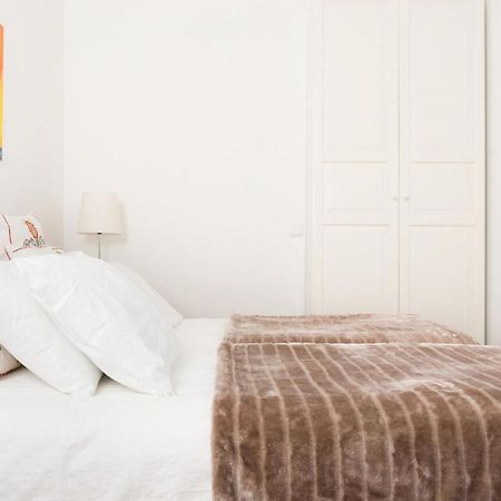 Stylish Lisbon Apartment In Alfama Buitenkant foto