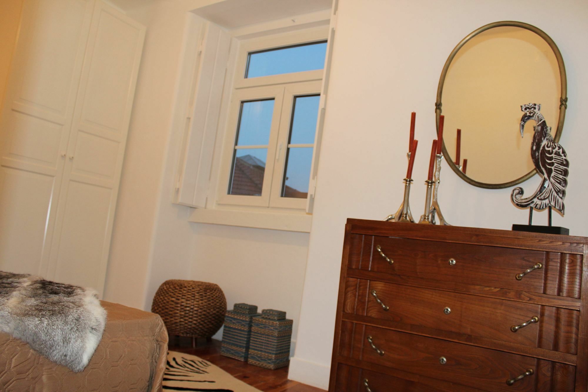 Stylish Lisbon Apartment In Alfama Buitenkant foto